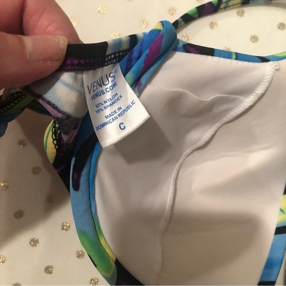 Venus Tropical Print Bikini Top Size C Cup - Picture 7 of 7